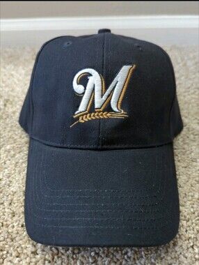 Men's NWT Milwaukee Brewers Blue Adjustable Hat One Size Fits All